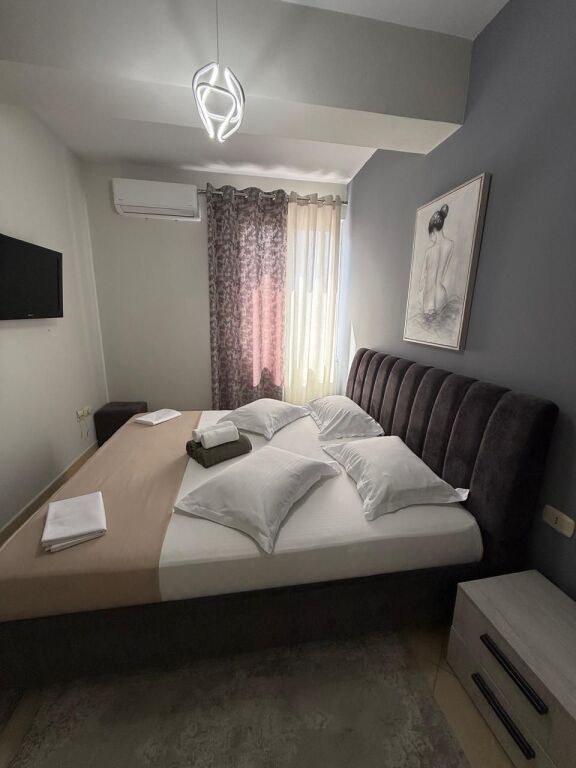 Apartment 2+1+Balcony+Veranda for sale at Rruga e Kavajes, near Angel's Fitness Gym, 21 Dhjetori, Former Bus Park, Globe.