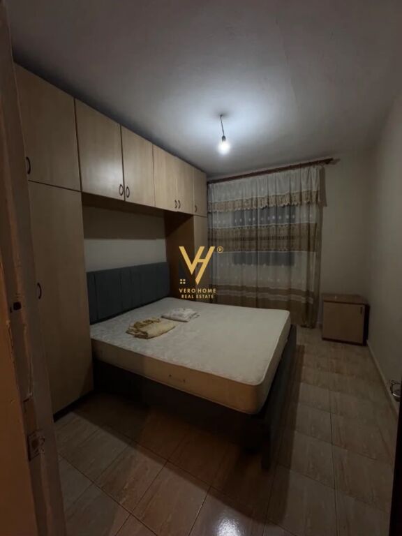 JEPET APARTAMENT 1+1+BLK ME QERA TE SHESHI WILLSON 450 EURO