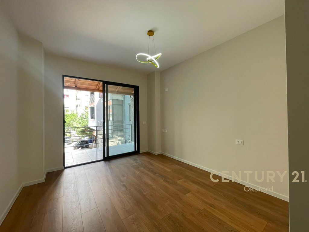 ASTIR PRANE 2 PALMAT , SHITET APARTAMENT 1+1