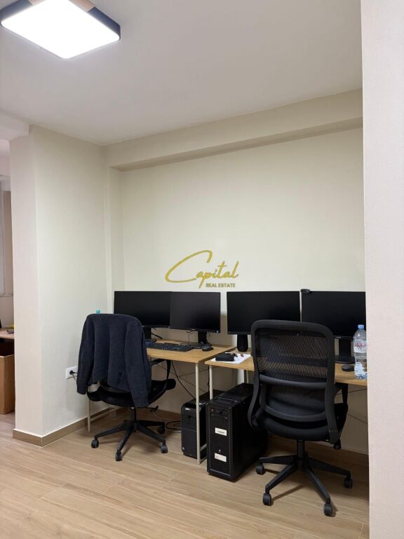 OFFICE FOR RENT 50 M2 WILLSON SQUARE 55,000 LEKE