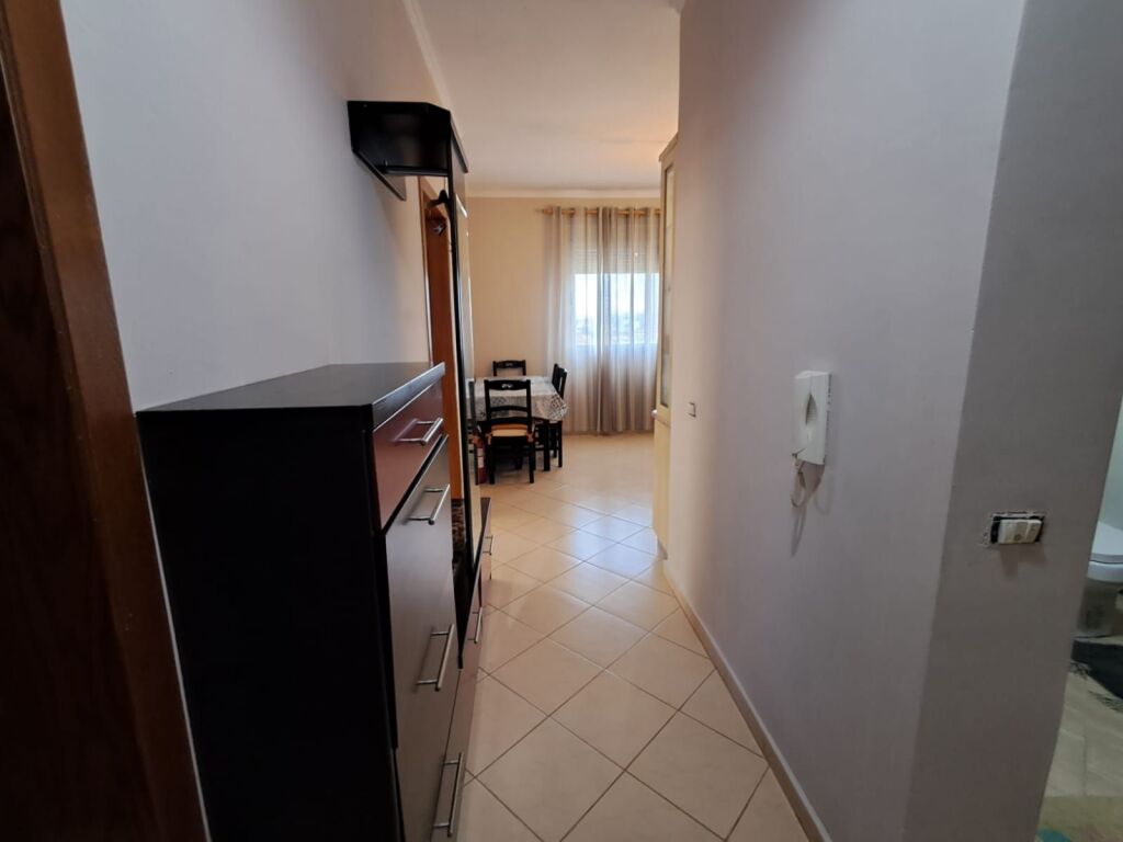 Durres, shitet apartament 2+1 Kati 6, 70 m² 75.000 € (rruga adria, hyrje e durresit, ura dajlanit, tek kopesht cerdhe amla)