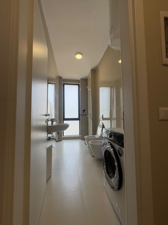 APARTAMENT ME QERA 2+1 BULEVARDI I RI 70.000 LEKE FH-85564