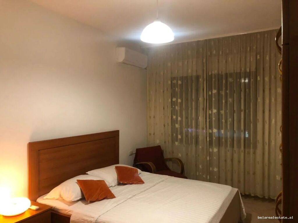Appartamento In Affitto 1+1 Vicino Komuna e Parisit (ID B2101836) Tirana