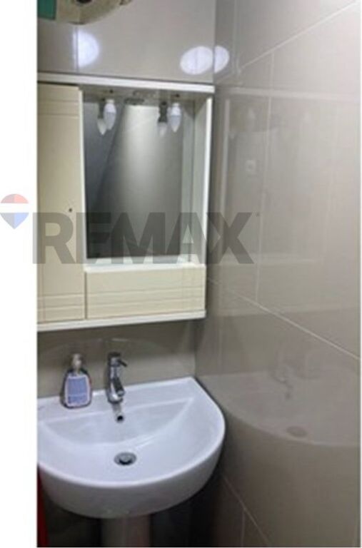 Negozio - In Affitto - Komuna e Parisit, Tirana(ID: 530221052-2065)