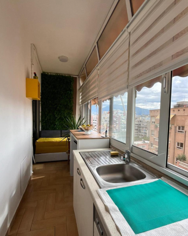 Qera | Apartament 2 + 1 | Rruga Bardhok Biba | 800 €/muaj
