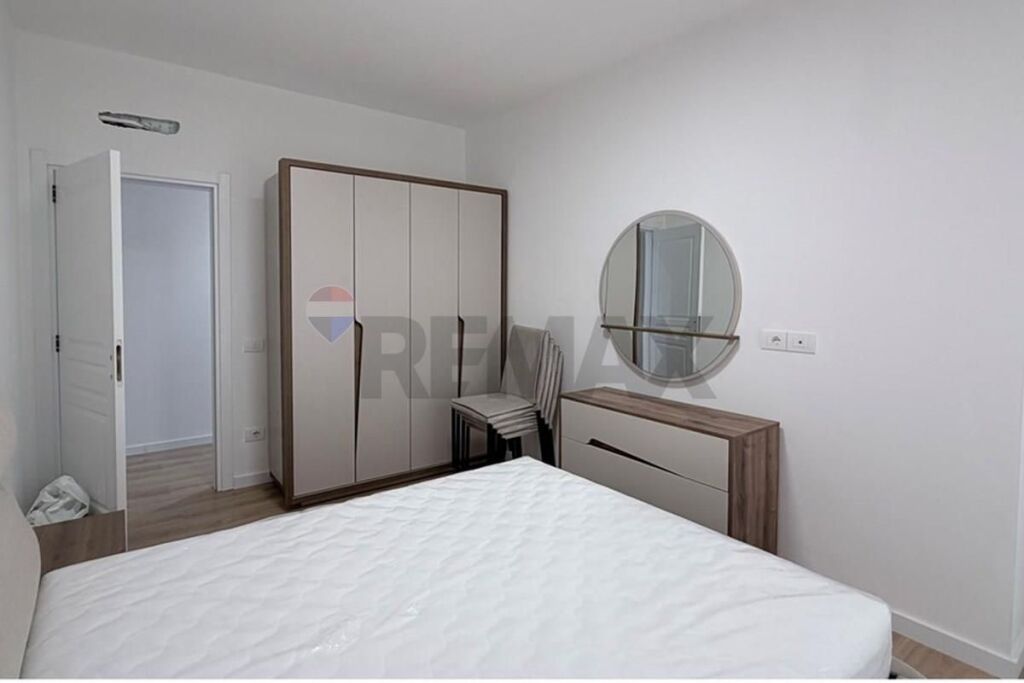 Jepet 1+1 për qira