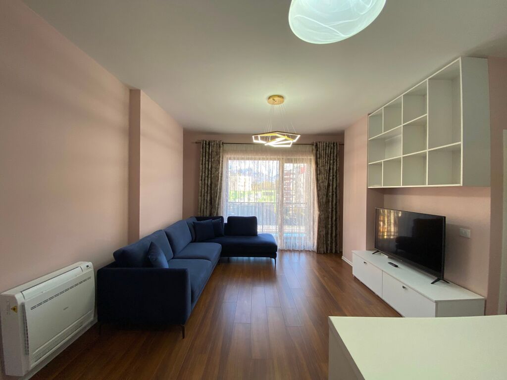 Apartament 2+1+Parking per shitje tek Rruga e Kosovareve.