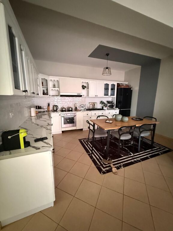 Apartment 2+1+Balcony+Veranda for sale at Rruga e Kavajes, near Angel's Fitness Gym, 21 Dhjetori, Former Bus Park, Globe.