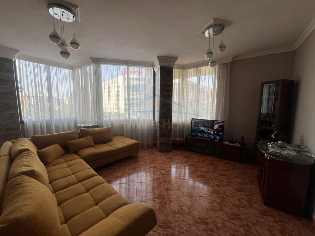 AFFITTO APPARTAMENTO, PALAZZO FRECCIA, TIRANA