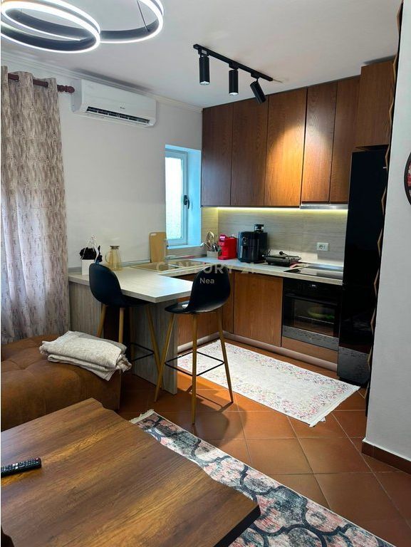 Apartament 1+1 per shitje ne zonen e Ali Demit