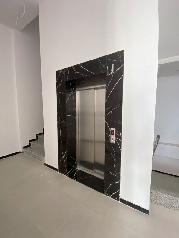 Paskuqan, 2+1 apartment for rent empty