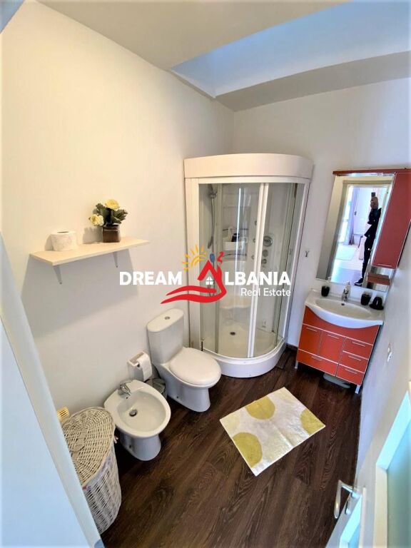 Three bedroom apartments for rent in Bllok, near Juvenilja in Tirana (ID 4231203)