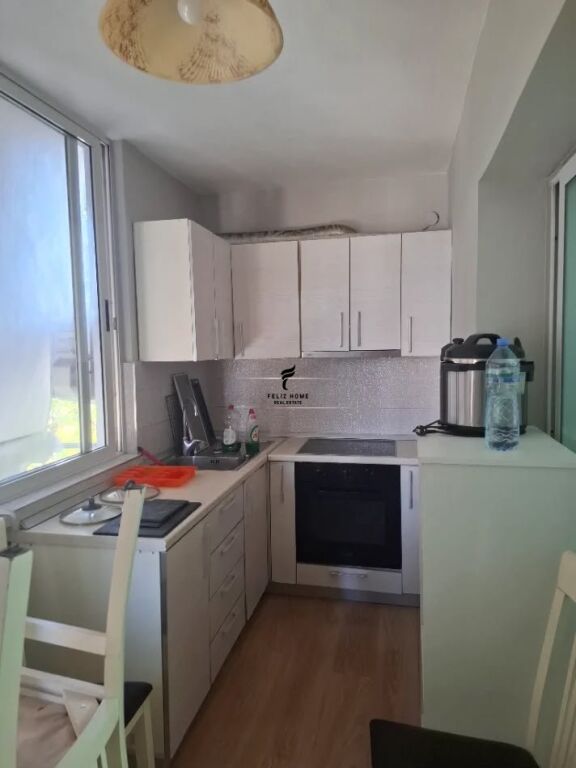 APARTAMENT ME QERA 1+1 VASIL SHANTO 55.000 LEKE FH-85547
