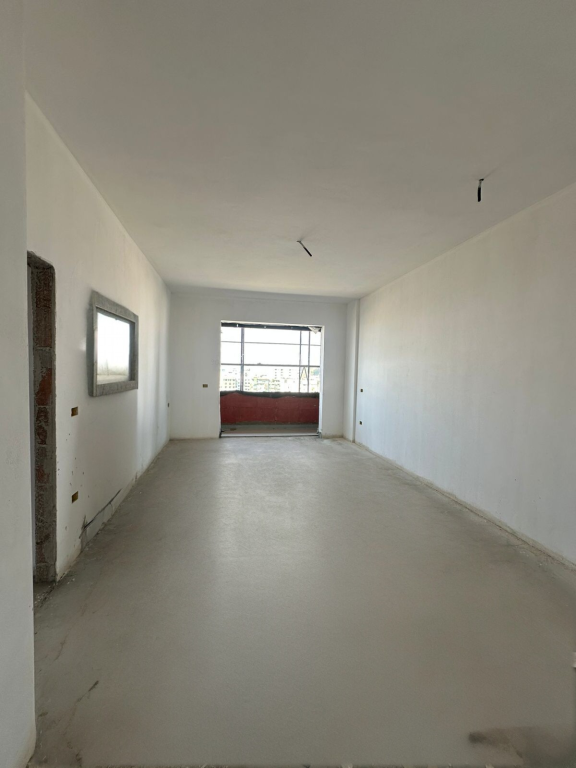 🏙️Shitet Apartament te Kompleksi Square 21**