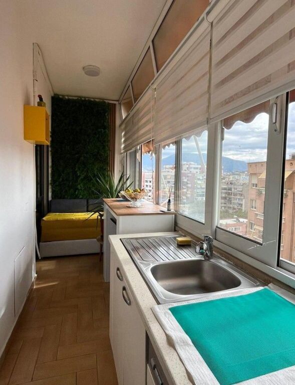 📌 Jepet me Qira Apartament 2+1 në Qendër të Tiranës