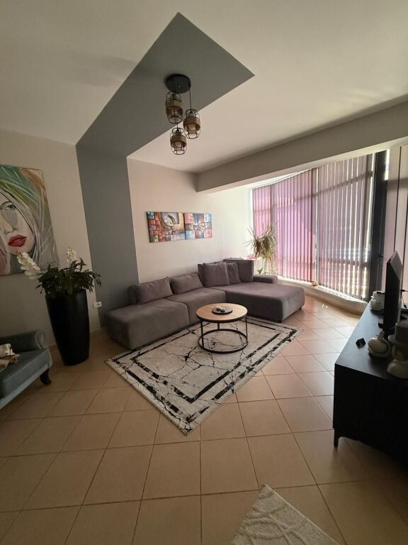Apartment 2+1+Balcony+Veranda for sale at Rruga e Kavajes, near Angel's Fitness Gym, 21 Dhjetori, Former Bus Park, Globe.