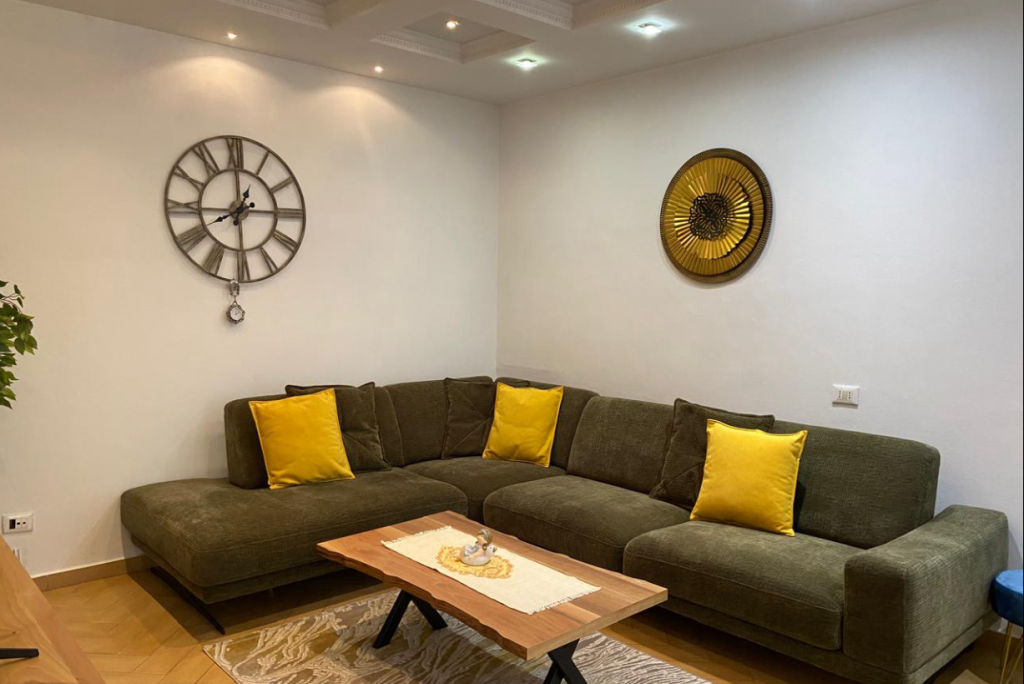 Qera | Apartament 2 + 1 | Rruga Bardhok Biba | 800 €/muaj