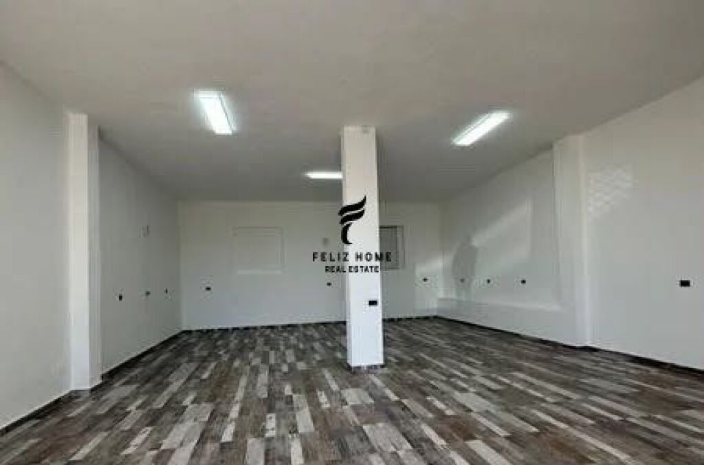 WAREHOUSES FOR RENT 117 M2 KODRA E PRIFTIT 50,000 LEKE FH-85679