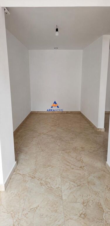 SHOP AND STUDIO APARTMENT 63M2 "RRUGA E KAVAJES" FOR SALE 185000 EURO