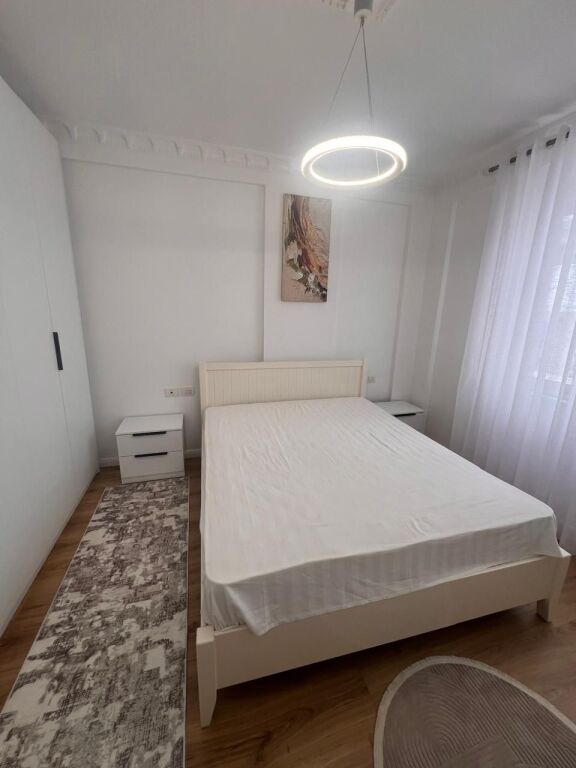 🏡 Shitet Apartament 1+1 i Sapomobiluar – Golem, Rruga Viena