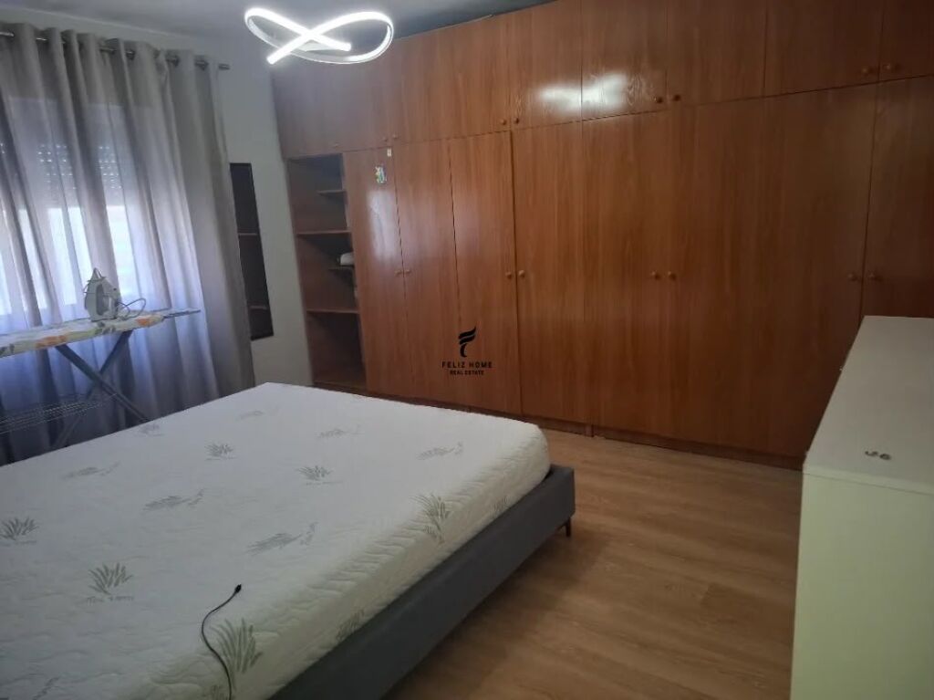 APARTAMENT ME QERA 1+1 VASIL SHANTO 55.000 LEKE FH-85547