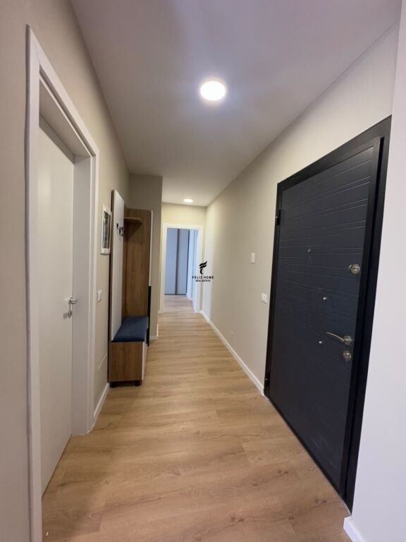 APARTAMENT ME QERA 2+1 BULEVARDI RI 70.000 LEKE FH-85637