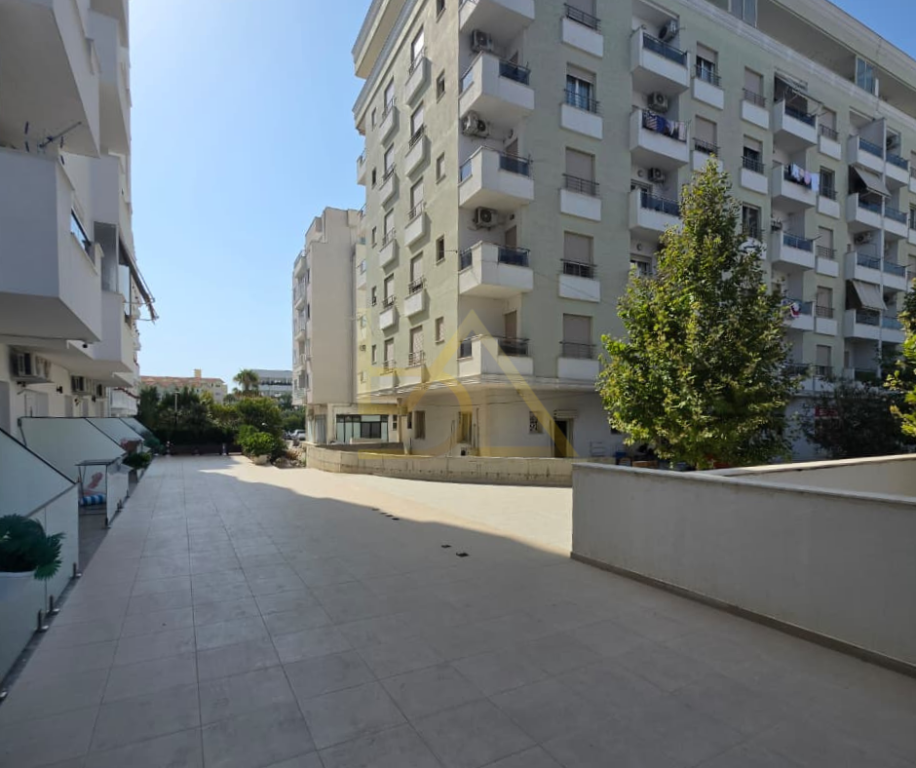 Appartamento 1+1 in Vendita – Golem, Vicino al Centro della Spiaggia