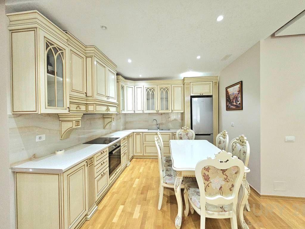APARTAMENT 2+1+🅿️arkim 📍 KOPSHTI BOTANIK 750 € /Muaj