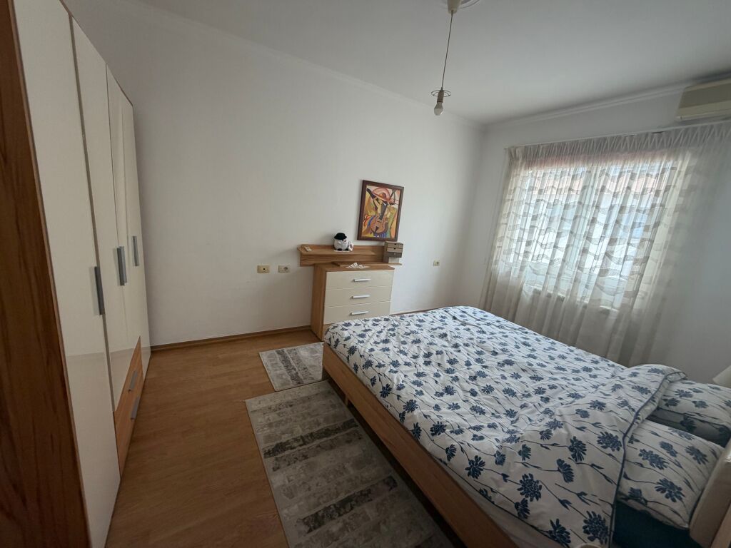 2+1,i mobiuar liqeni i thate te radisoni,550 mije leke
