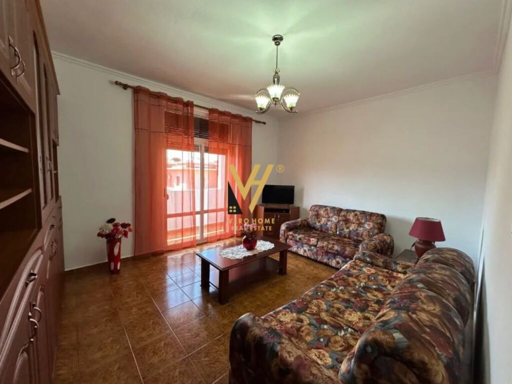 APPARTAMENTO 2+1+BLK IN AFFITTO VICINO A SHKOLLA E KUQE 600 EURO