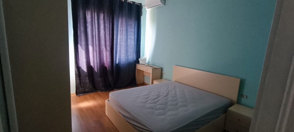 Rent | Apartament 3 + 1 | Rruga e Barrikadave | 700 €/month