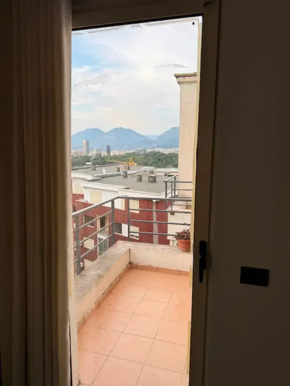 Super apartment 2+1+2 for rent at Liqeni Thate