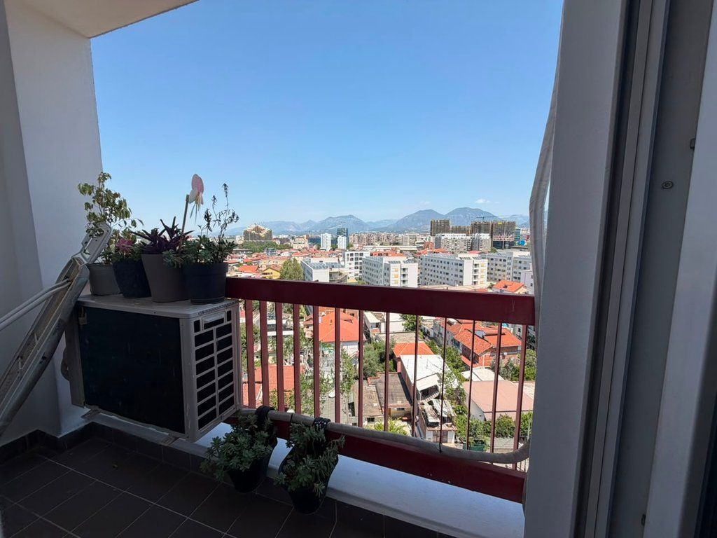 Qera, Apartament 1+1, Kompleksi Kontakt, 21 Dhjetori.