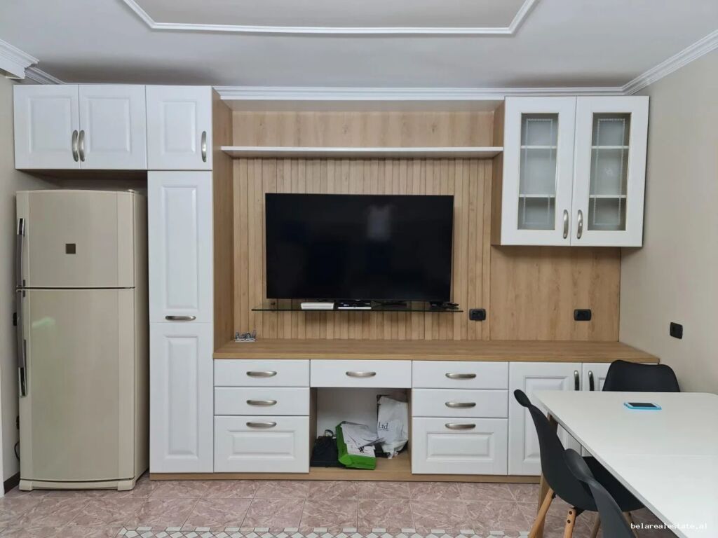 Apartament Me Qera 3+1 Ne Bllok (ID B23158) Tirane.