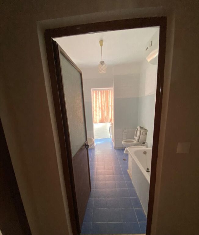 Qera | Apartament 2 + 1 | Rruga e Elbasanit | 680 €/muaj