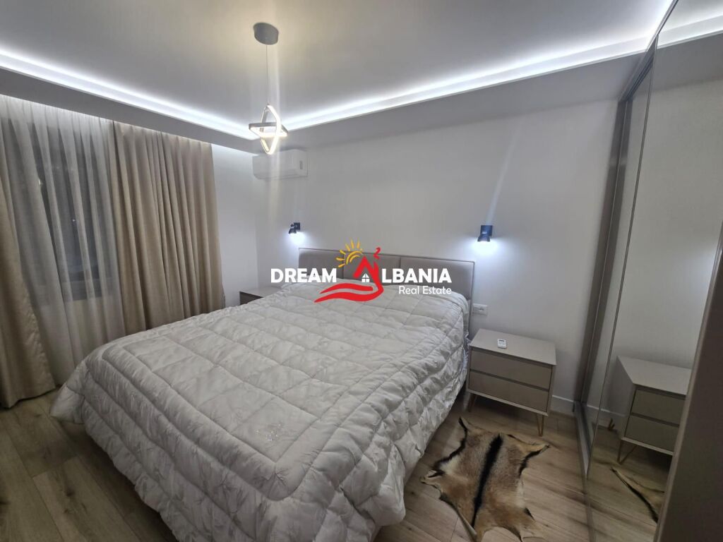 Brryli’de, Banka Tirana karşısında satılık 2+1 daire (ID 4129570)