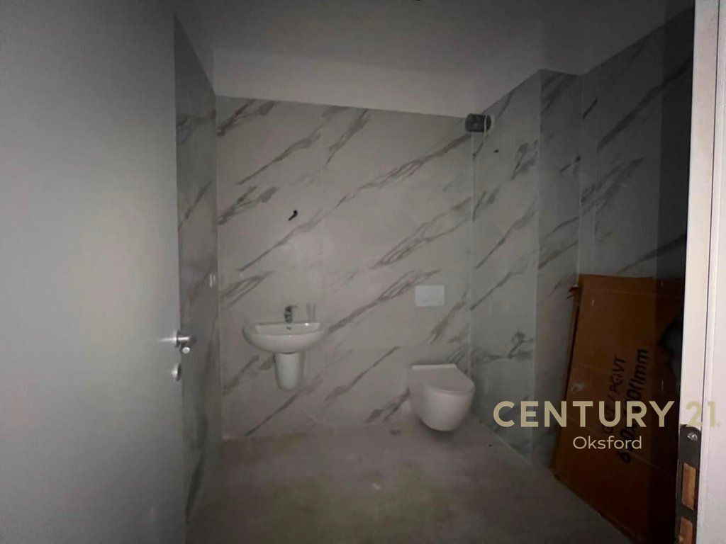 Apartament 1+1 per shitje ne zonen e Yzberishtit