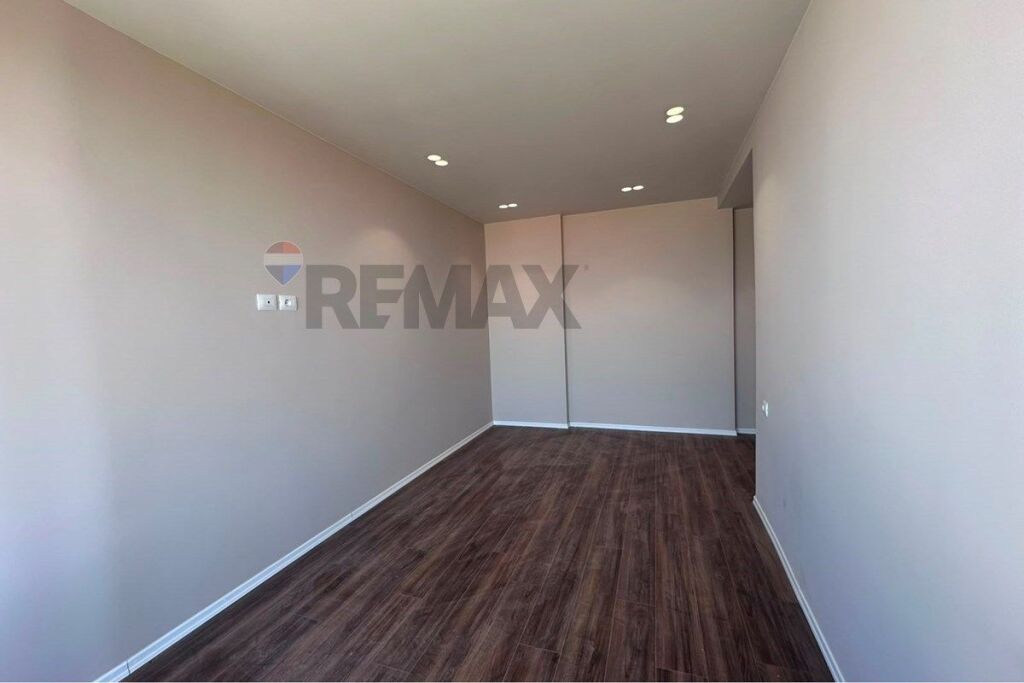 Shitet Apartament 1+1 Kodra e Diellit 2 ,