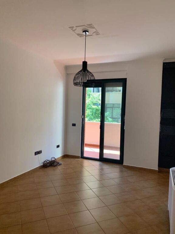 🏢 Jepet me Qira Ambient për Zyre 2+1+2 | Bllok