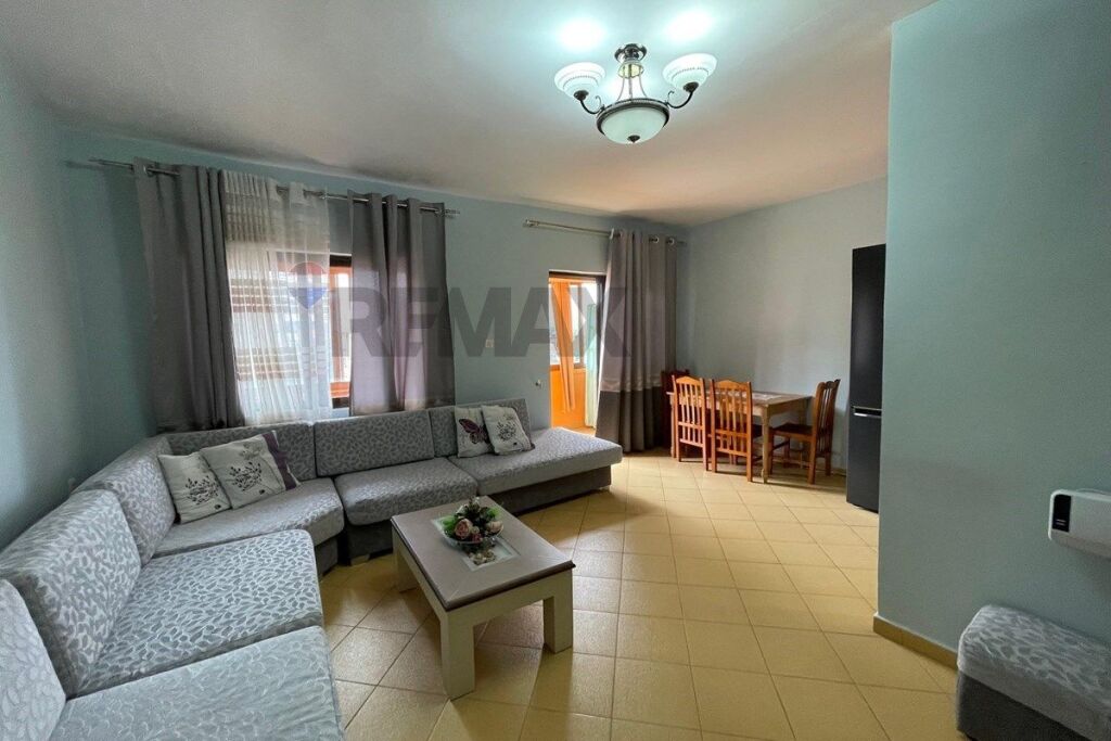 Apartament 1+1 me Qira ne Kinostudio