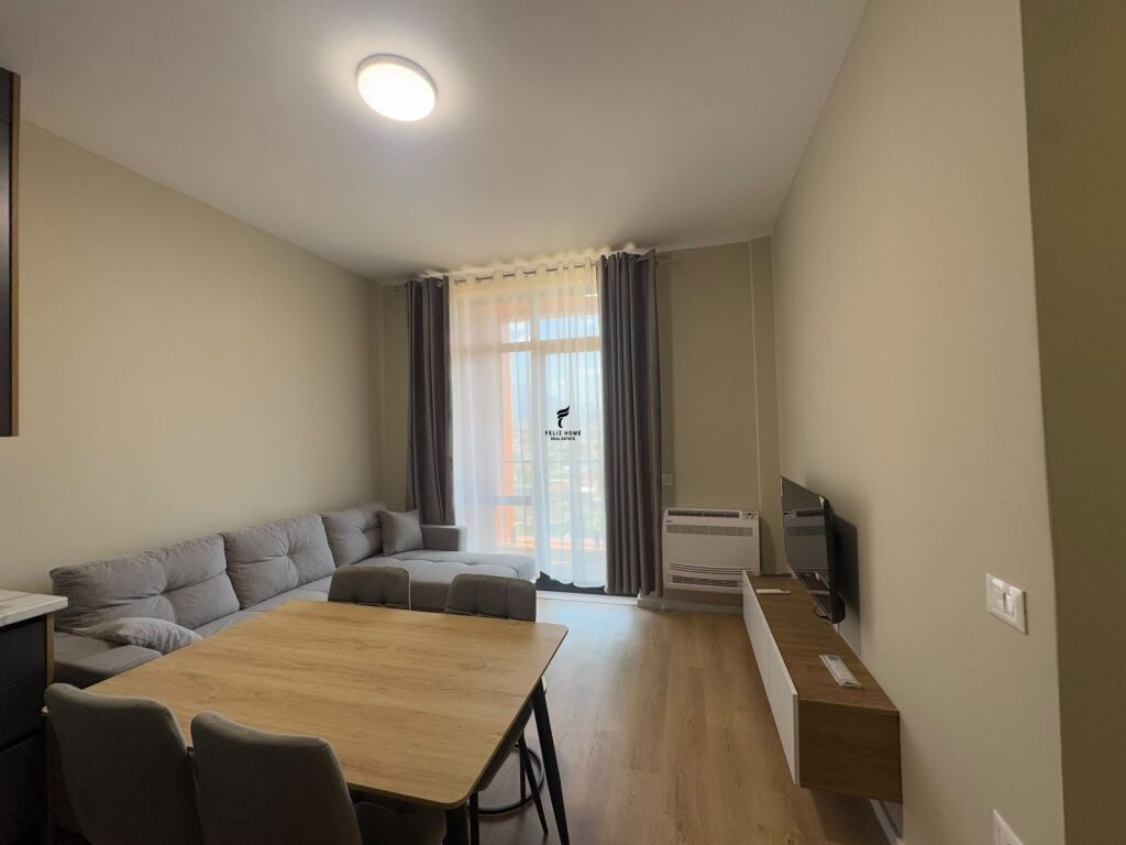 APARTAMENT ME QERA 2+1 BULEVARDI I RI 70.000 LEKE FH-85564