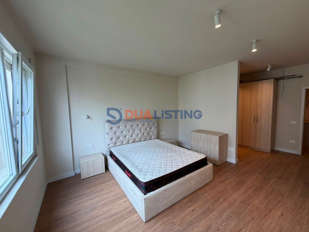 Apartament 2+1 ne shitje, Liqen i Thate, ngjit me Radisson Hotel