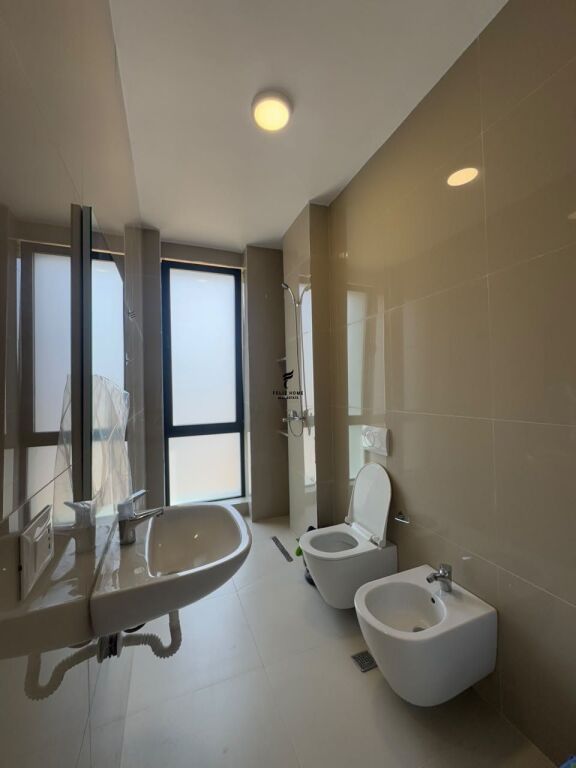 APARTAMENT ME QERA 2+1 BULEVARDI RI 70.000 LEKE FH-85637