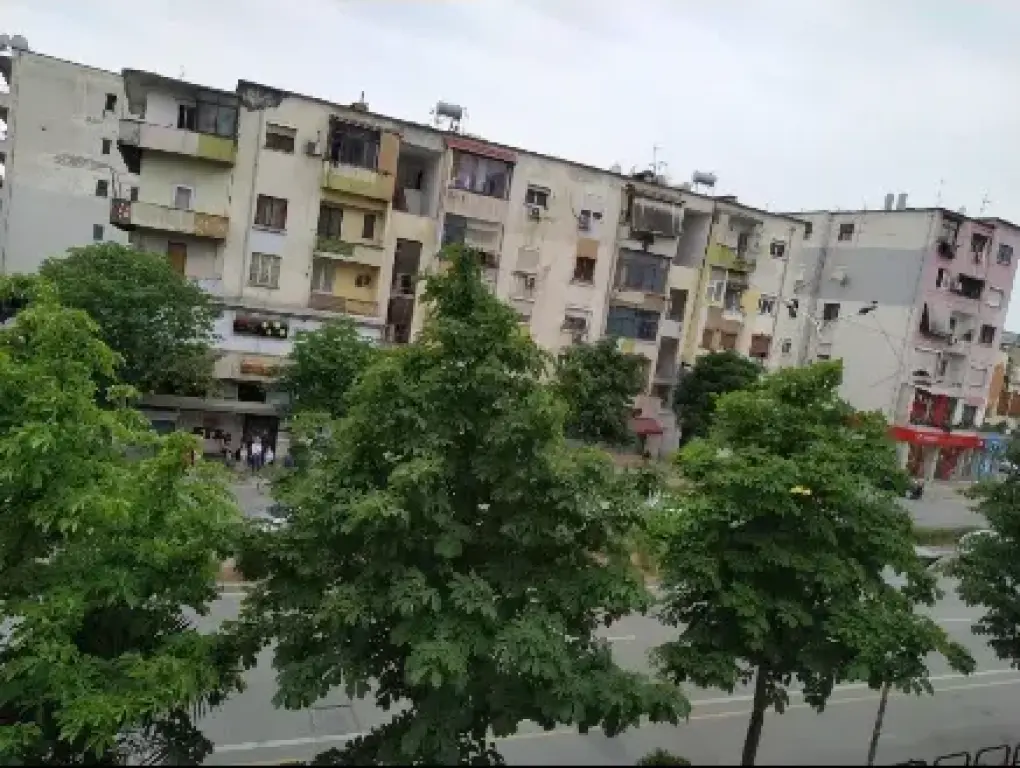 1+1 premises for rent at the 21 December intersection