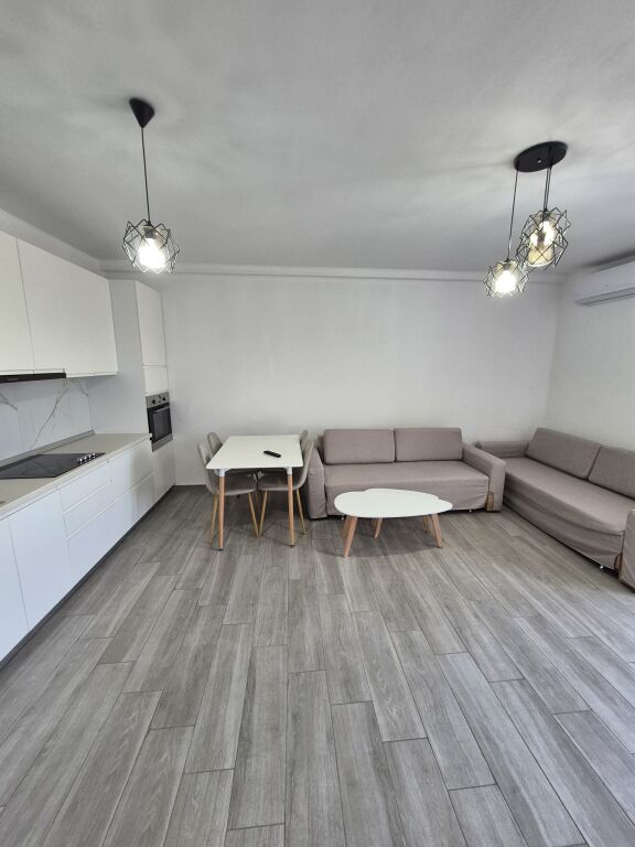 Apartment 3+1+2 for rent at 5 Maji Street !