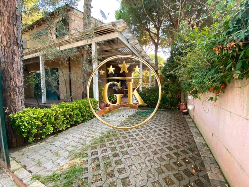 🏡 INDIVIDUAL VILLA FOR SALE ON THE FRONT LINE COAST