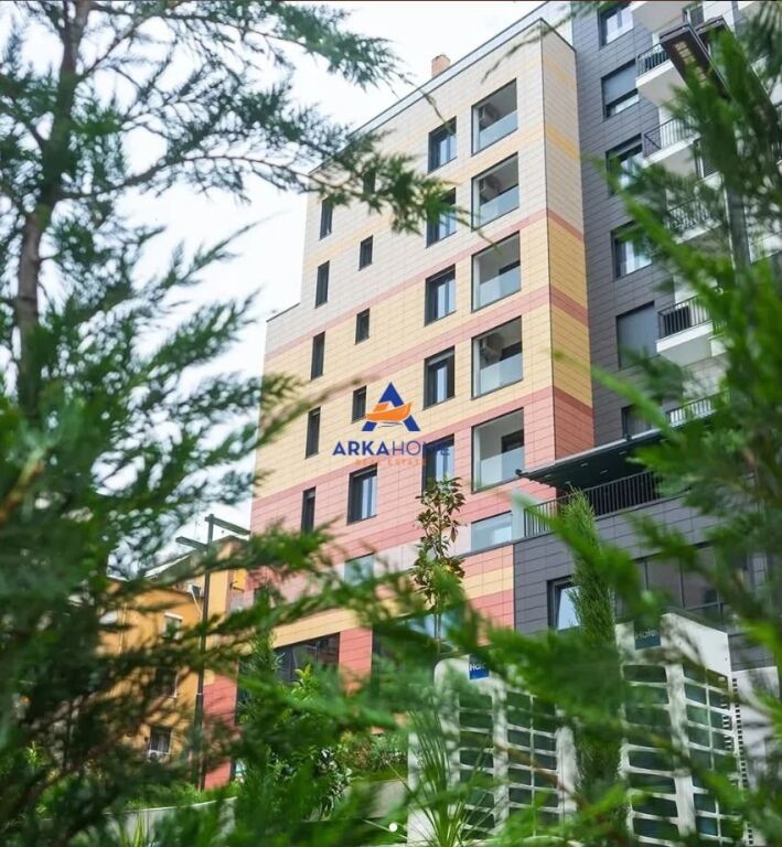 AFFITTASI APPARTAMENTO 2+1+BALCONE "IN VIA KOSOVARVE" 1300 EURO