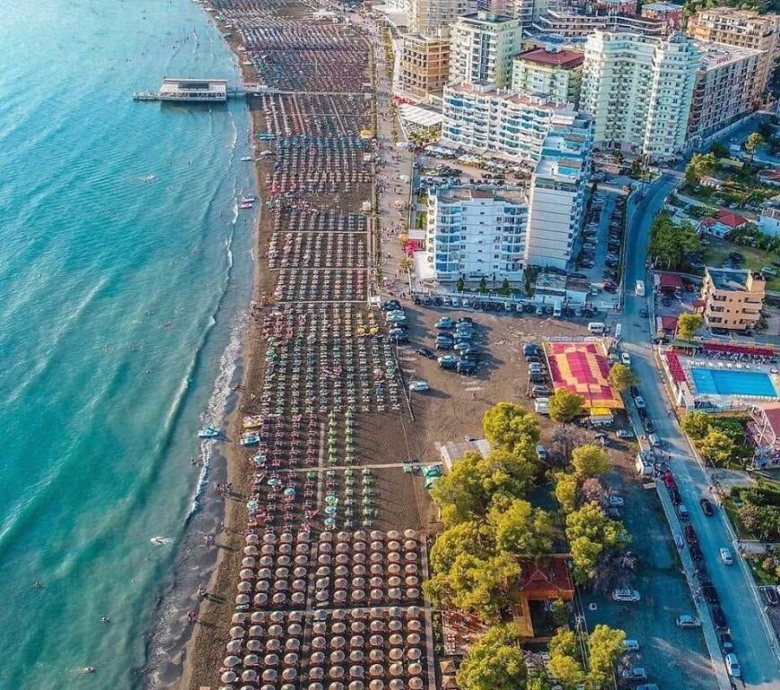 📌SHITET APARTAMENT 1+1 NË SHËNGJIN