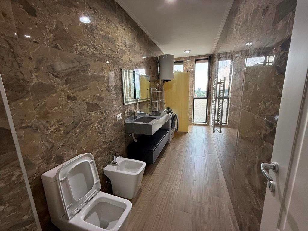 🏡 FOR SALE FURNISHED 2+1+2 APARTMENT – OASIS LAKE RESIDENCE ✨