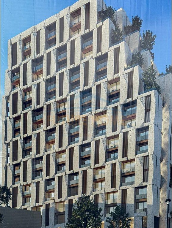 Shitet, Apartament 1+1, Rruga Bardhyl, Tirane.